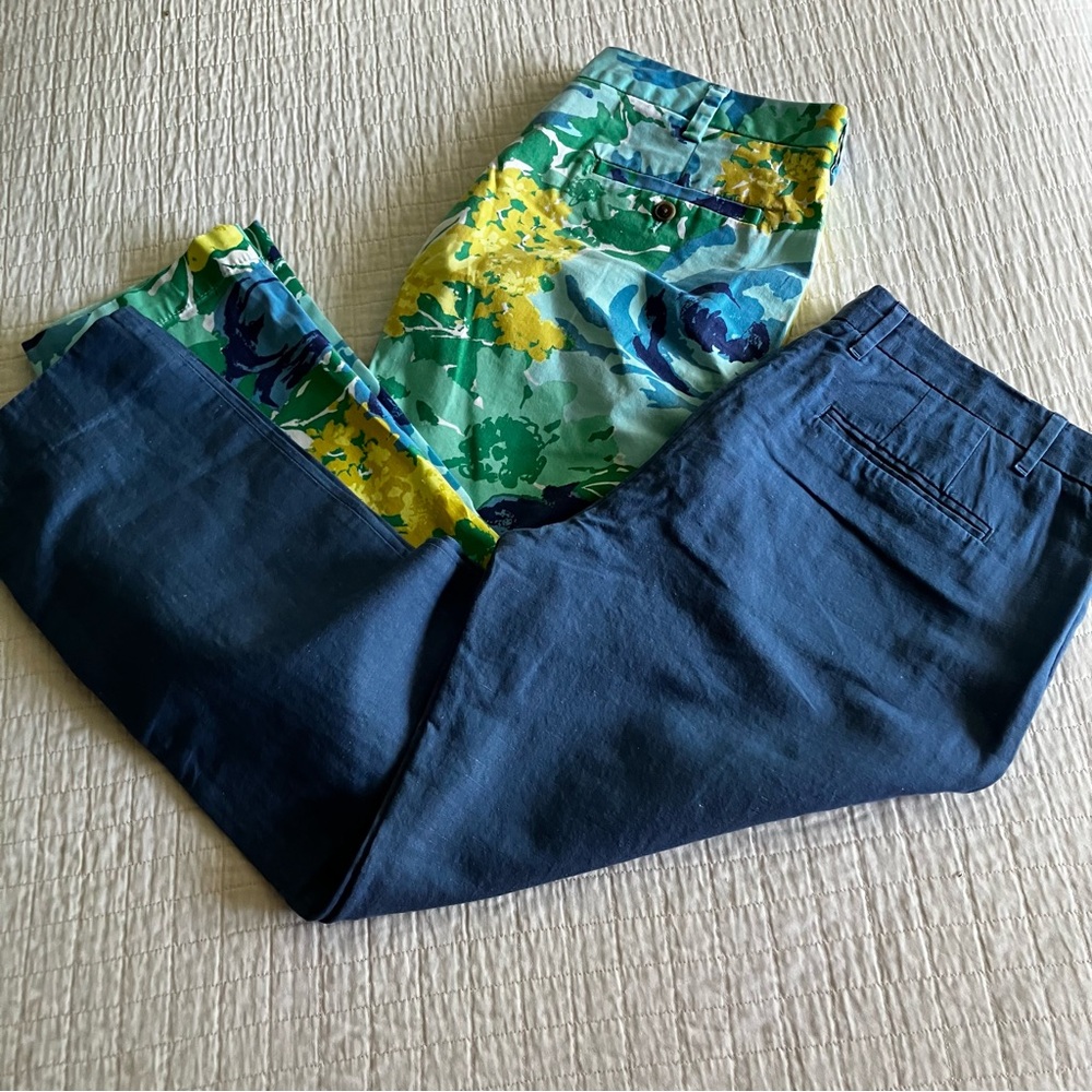 Bundle of 2 cropped pants:  blue cotton/linen gap, cotton floral lands end